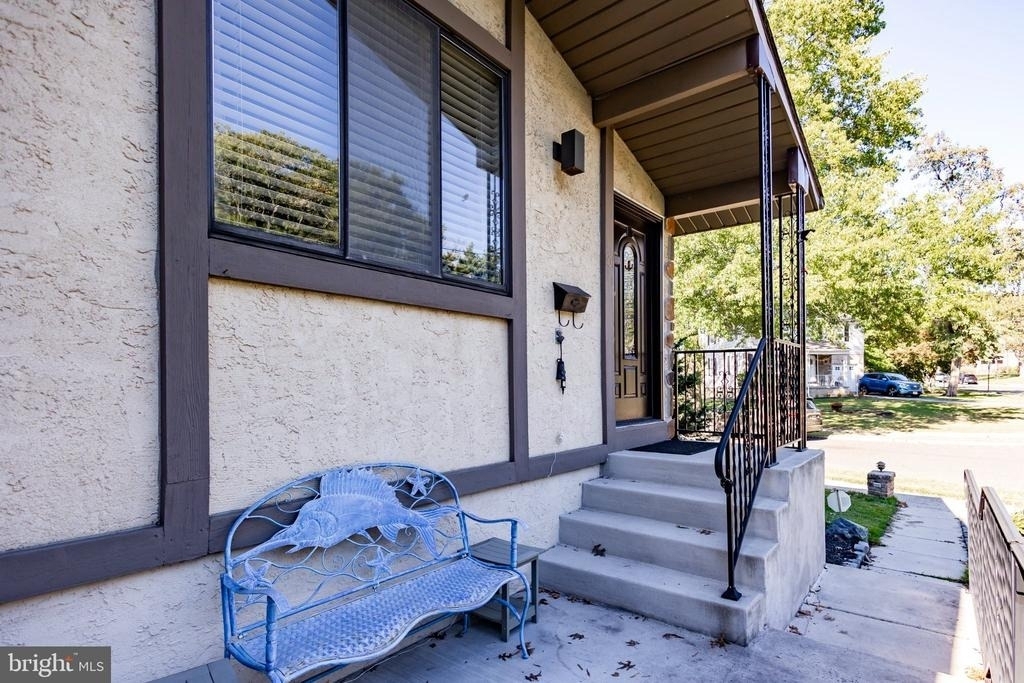 101 Garfield Avenue - Photo 3
