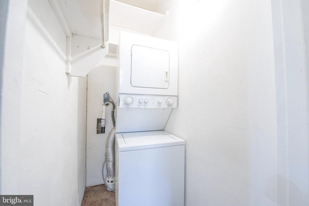 239 Vine Street - Photo 7