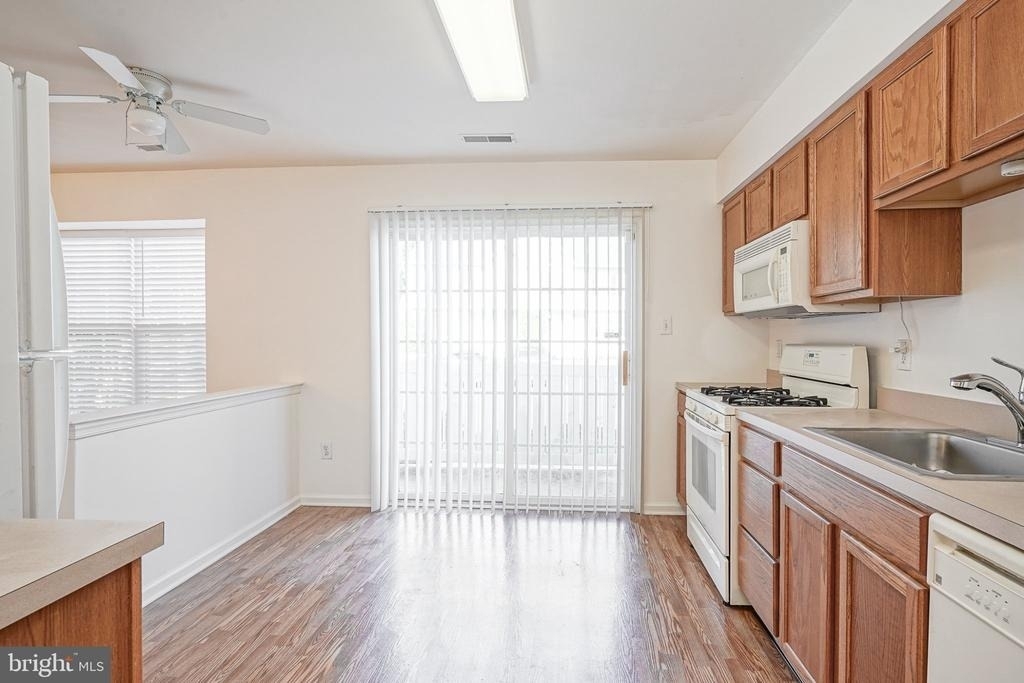 6404 Baltimore Drive - Photo 9
