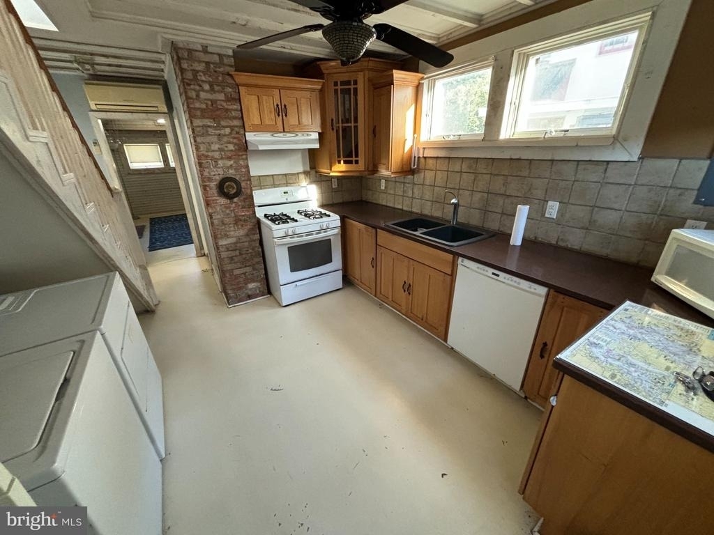 109 South Street - Photo 6
