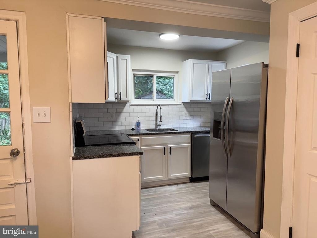 3512 Pumphrey Drive - Photo 6