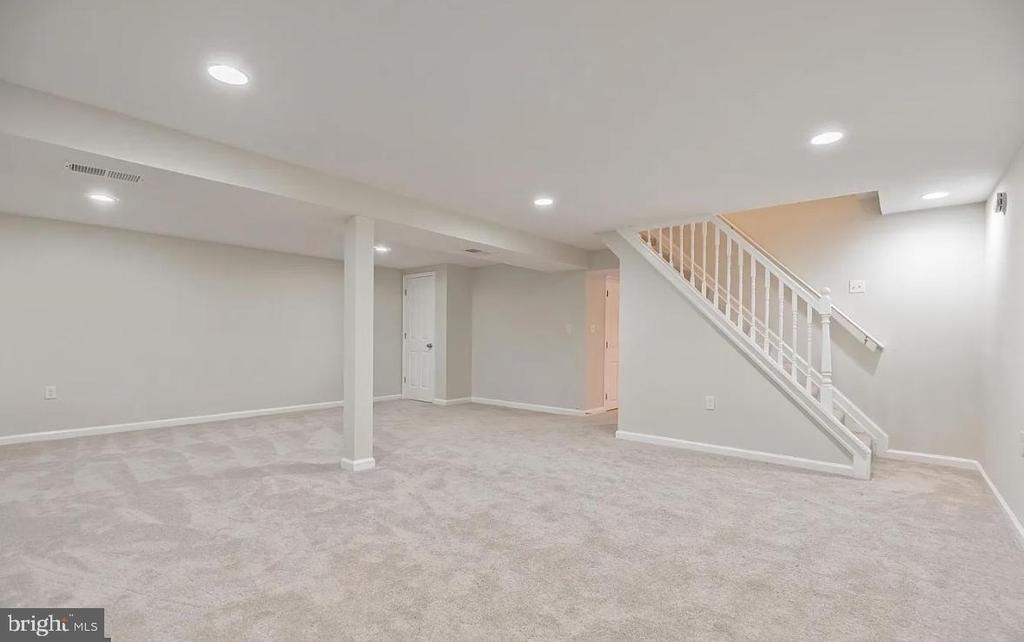 8209 Rosaryville Road - Photo 34