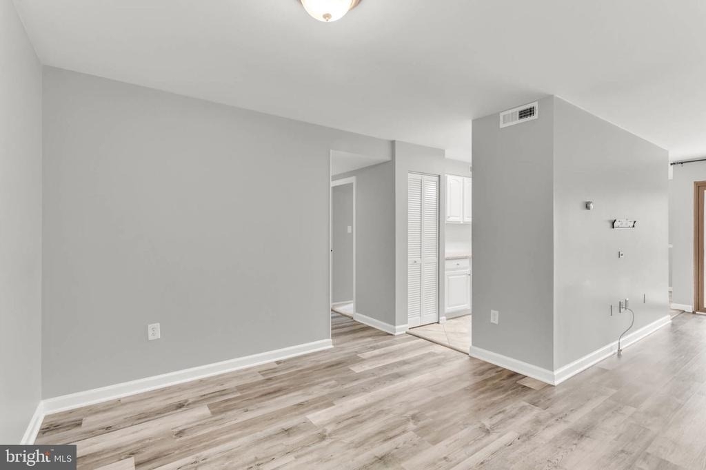 405 Christopher Avenue - Photo 6