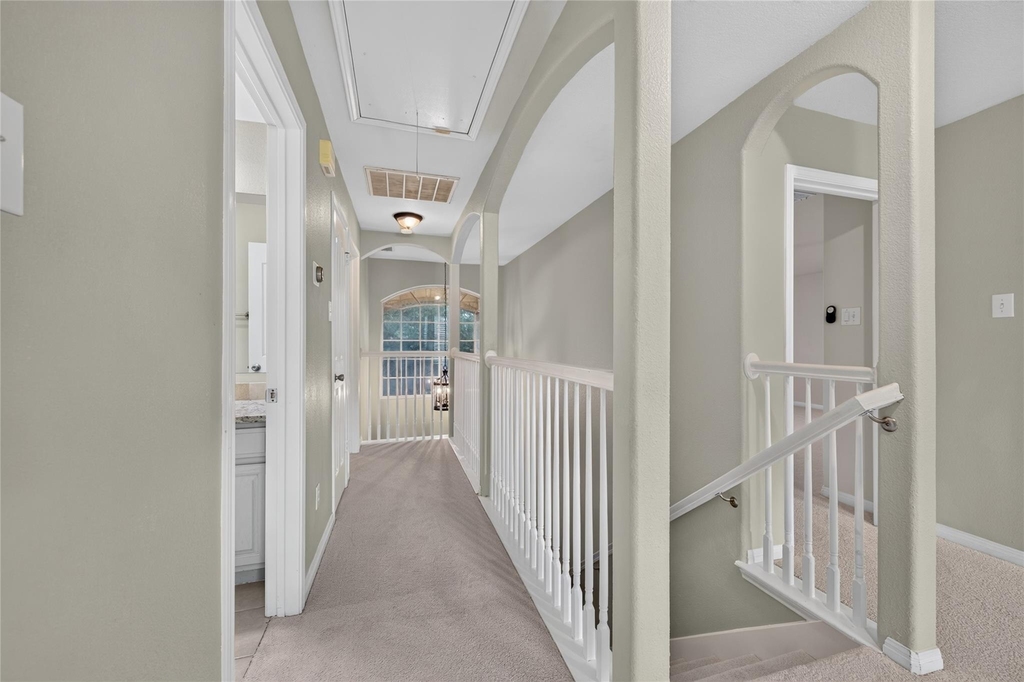 2207 Brittway Ln - Photo 2