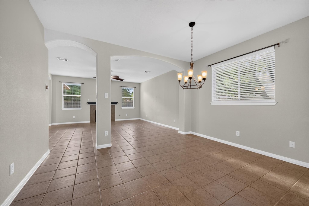 2207 Brittway Ln - Photo 8