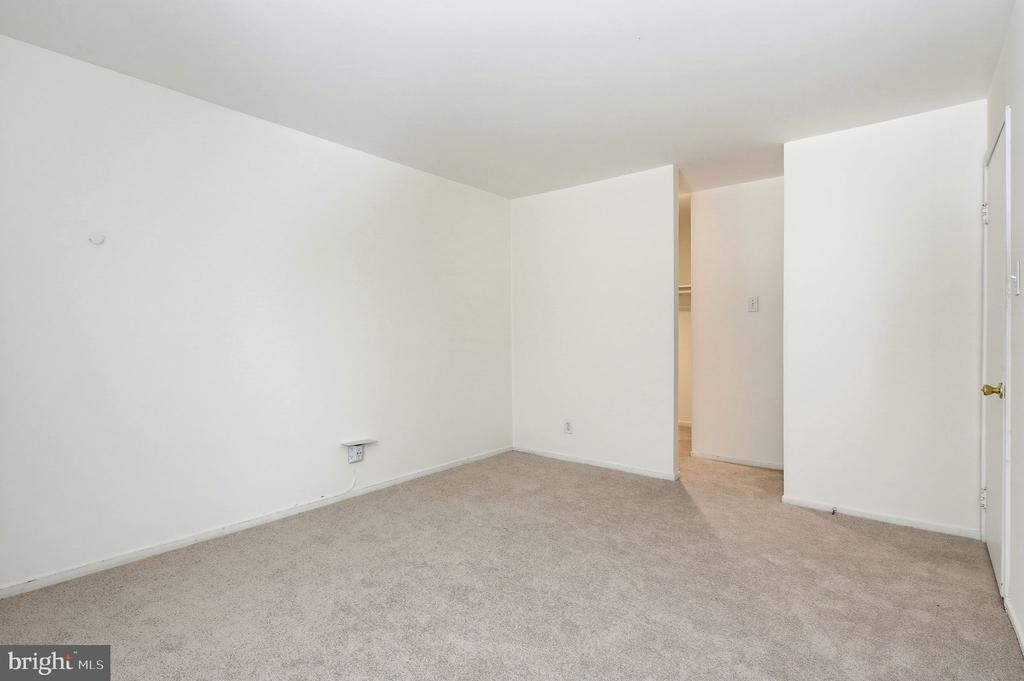 170 Talbott Street - Photo 17