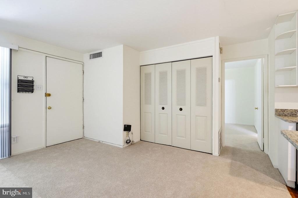 170 Talbott Street - Photo 12
