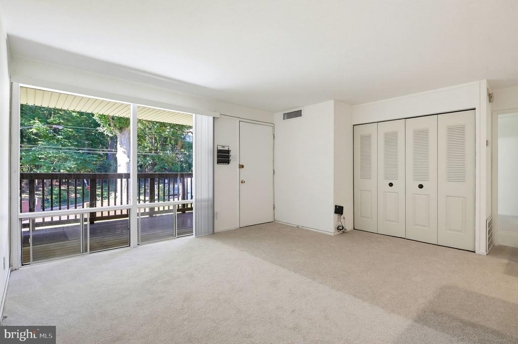 170 Talbott Street - Photo 10