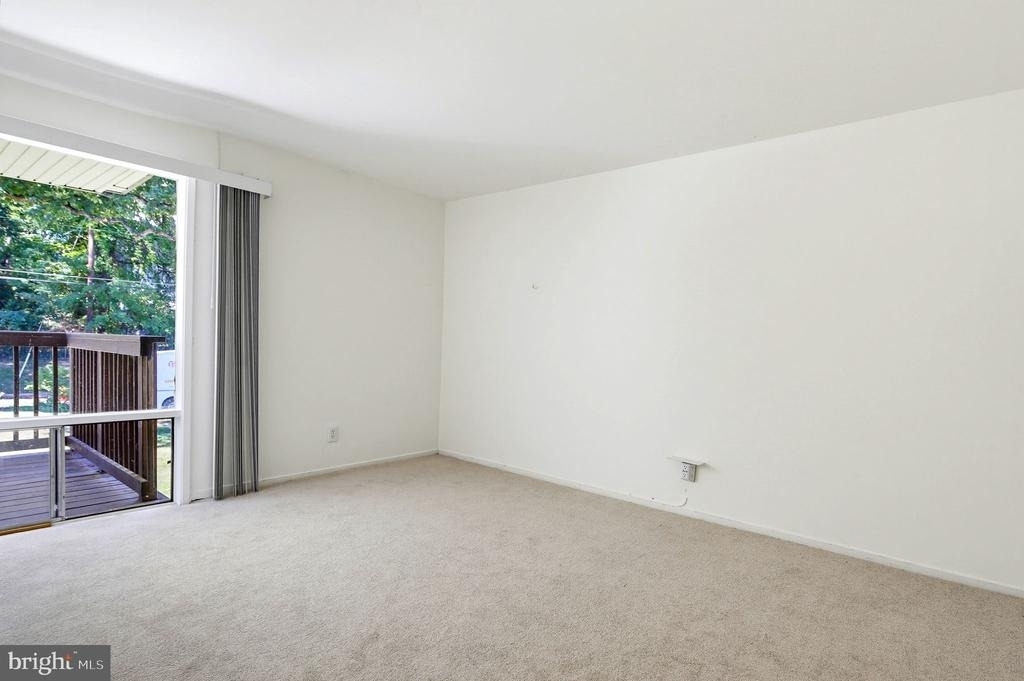 170 Talbott Street - Photo 15