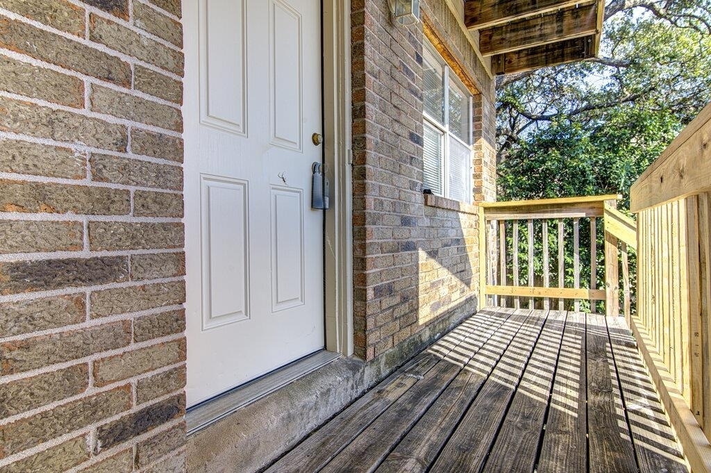 8104 Dunn St - Photo 2
