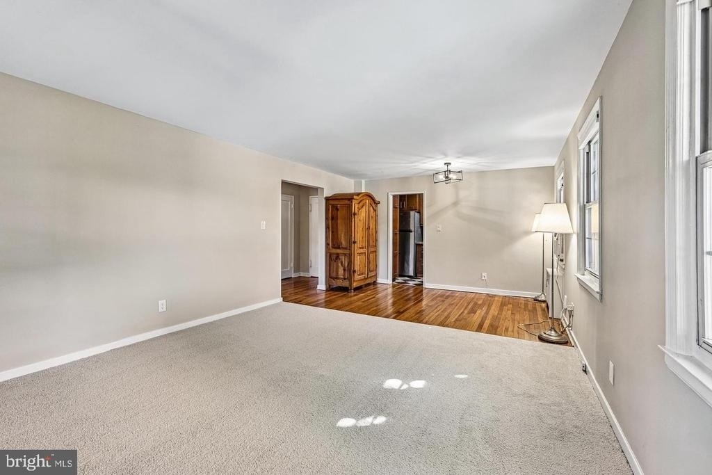 2223 Washington Avenue - Photo 4