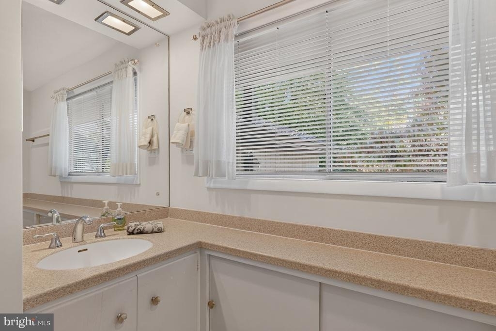 6601 Millwood Road - Photo 16