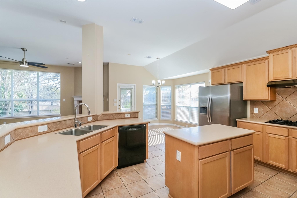 13309 Glacier Falls Ct - Photo 5