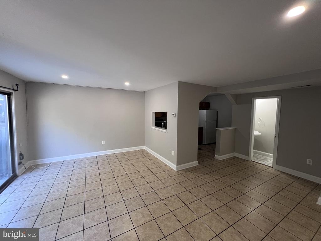 9927 Forest View Place - Photo 6