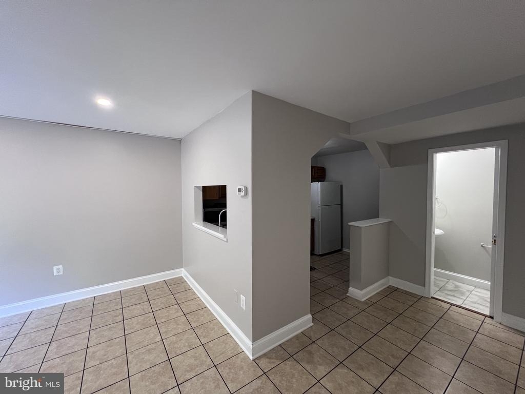 9927 Forest View Place - Photo 7