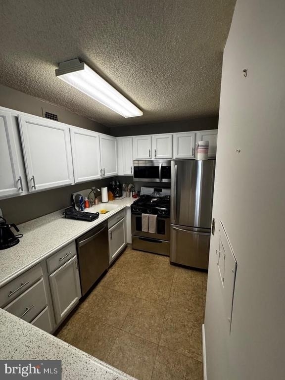 5225 Pooks Hill Road - Photo 9