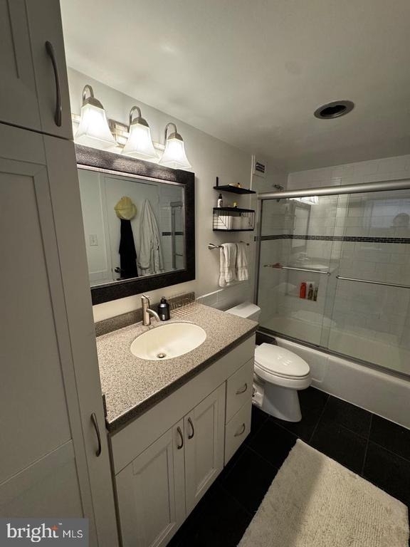 5225 Pooks Hill Road - Photo 10
