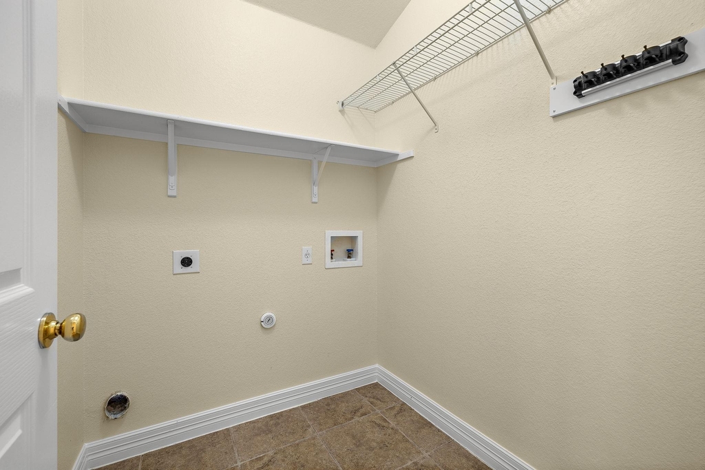 413 Peaceful Haven Way - Photo 24
