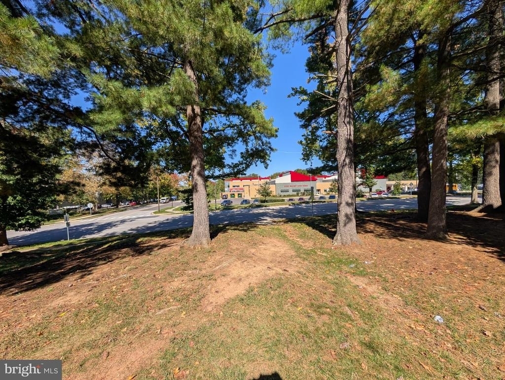 9635 Whiteacre Road - Photo 19