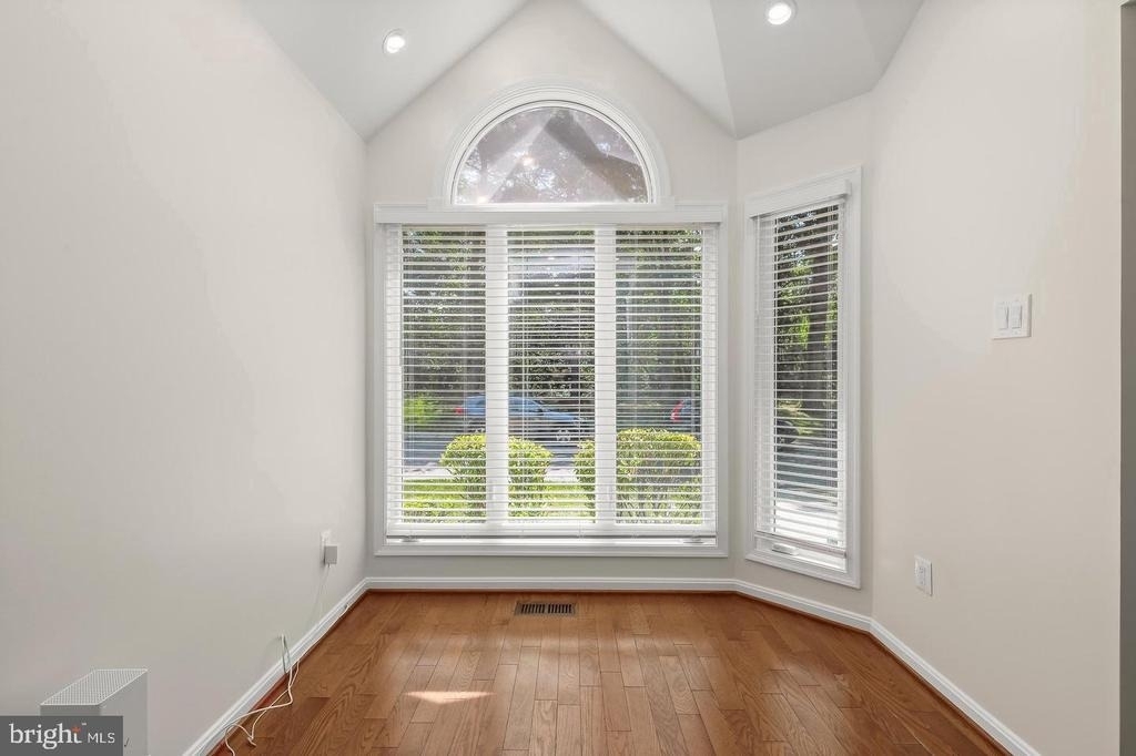 5189 Columbia Road - Photo 10