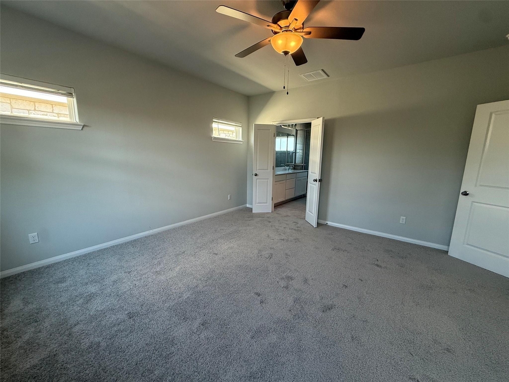 131 Spangle Way - Photo 18