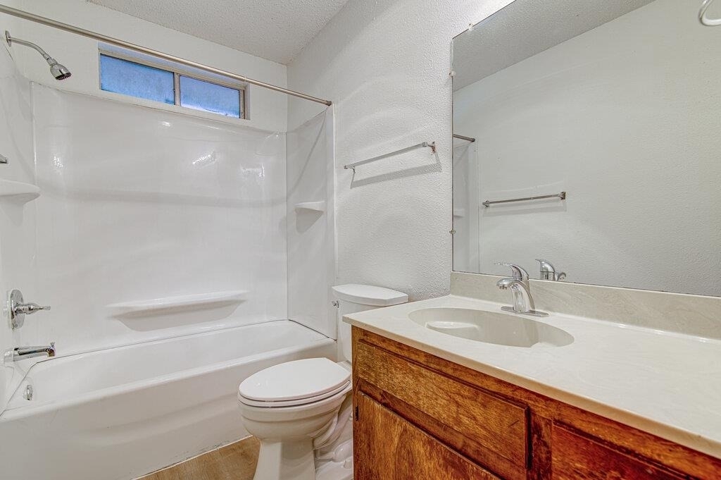 8104 Dunn St - Photo 16