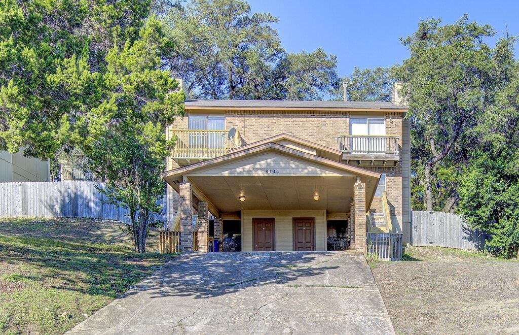 8104 Dunn St - Photo 0