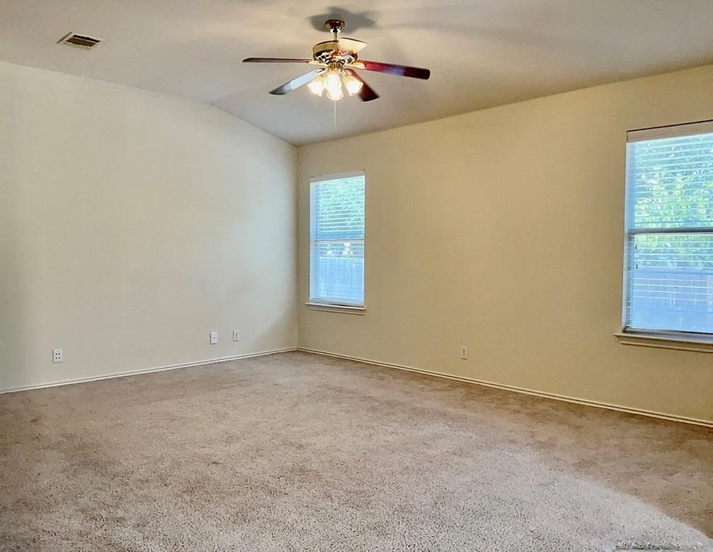 204 Delby St - Photo 13