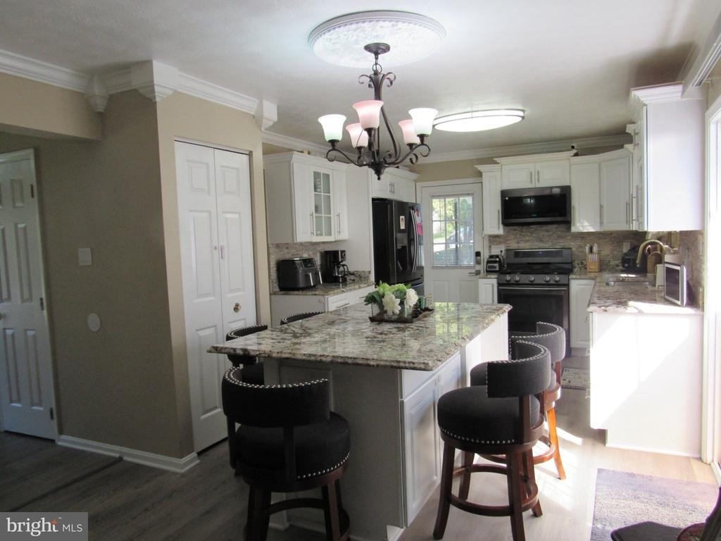 6592 Tydings Road - Photo 4