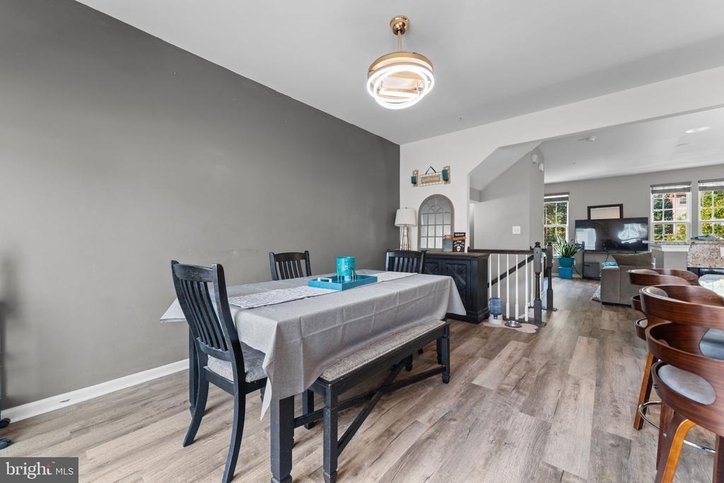 12248 Timberlake Place - Photo 9