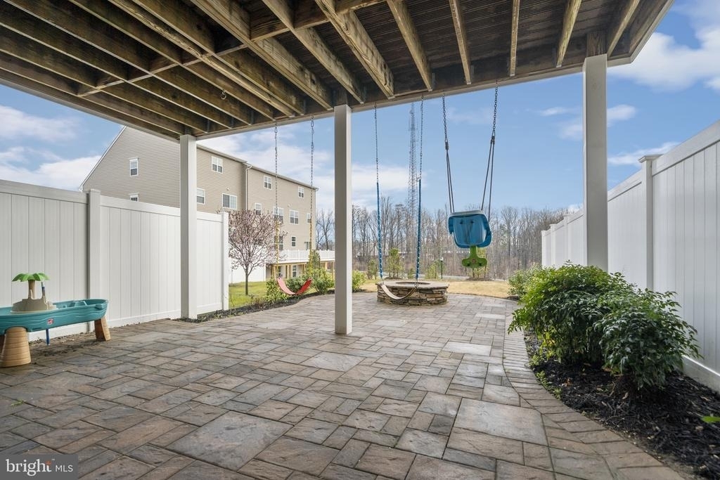 82 Backstretch Way - Photo 3