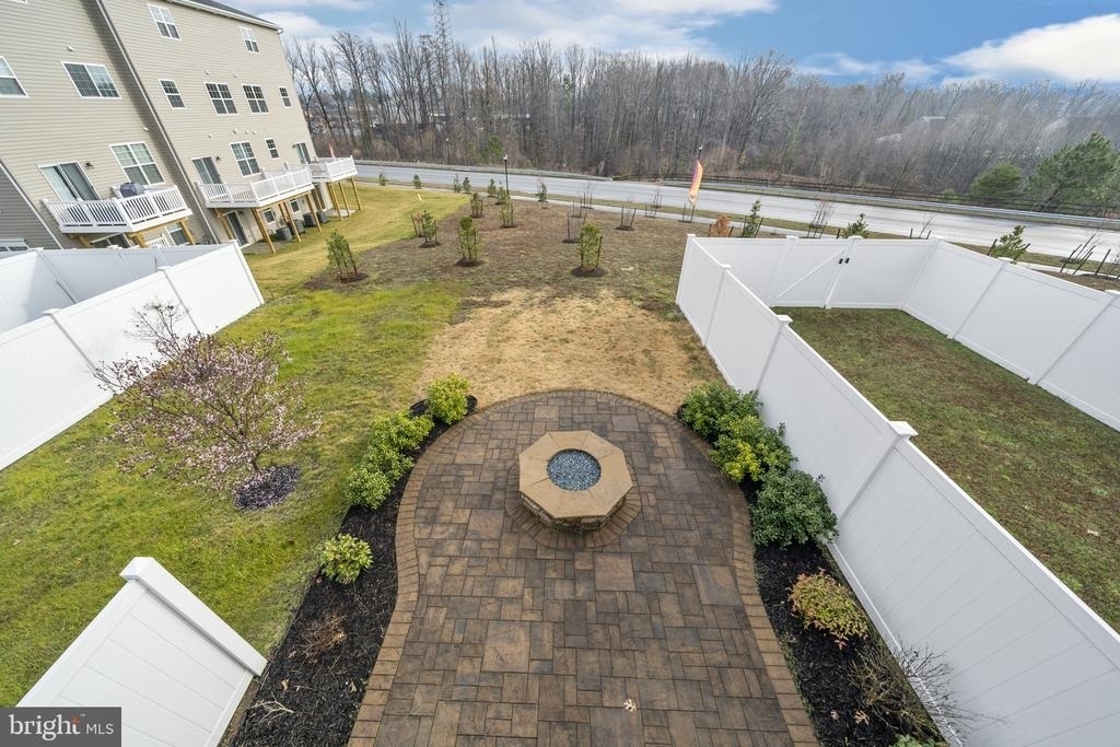 82 Backstretch Way - Photo 19