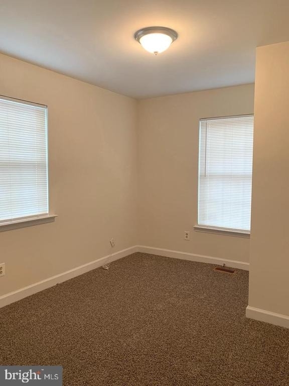 4215 Calvert Drive - Photo 9