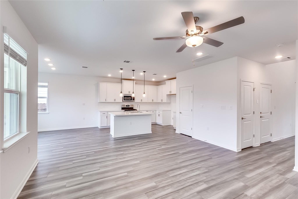1616 Iberville Dr - Photo 8