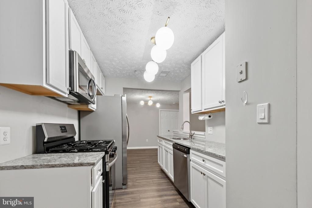 550 Kennington Road - Photo 9
