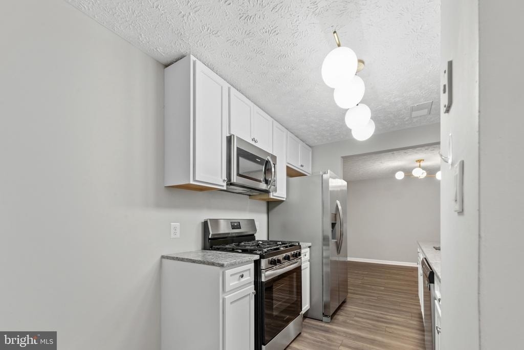 550 Kennington Road - Photo 10
