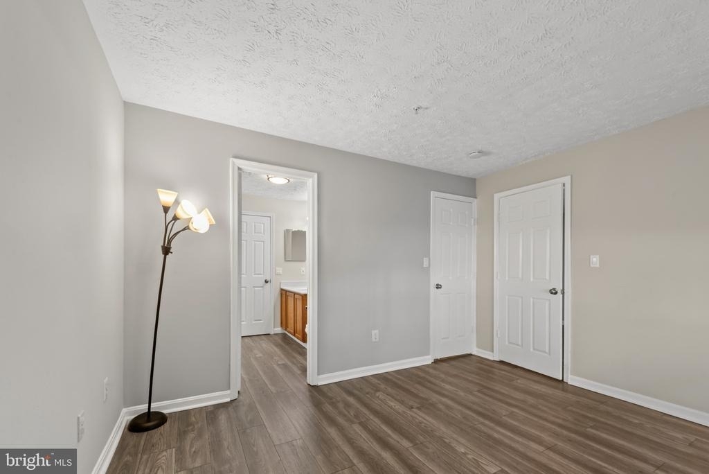 550 Kennington Road - Photo 34