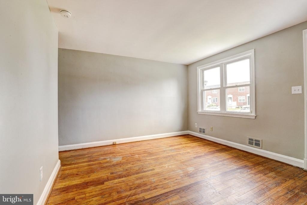 1334 Dalton Road - Photo 2