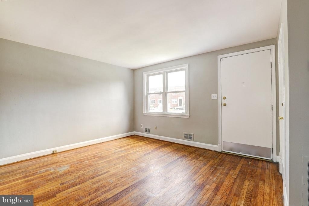1334 Dalton Road - Photo 3