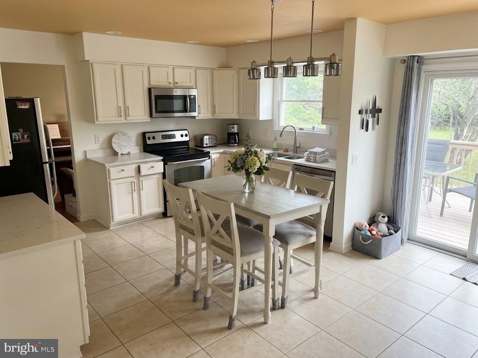 601 Sungold Road - Photo 2