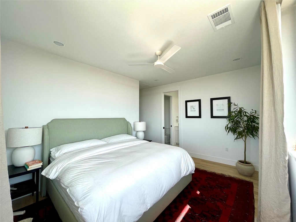3406 E 17th St - Photo 15
