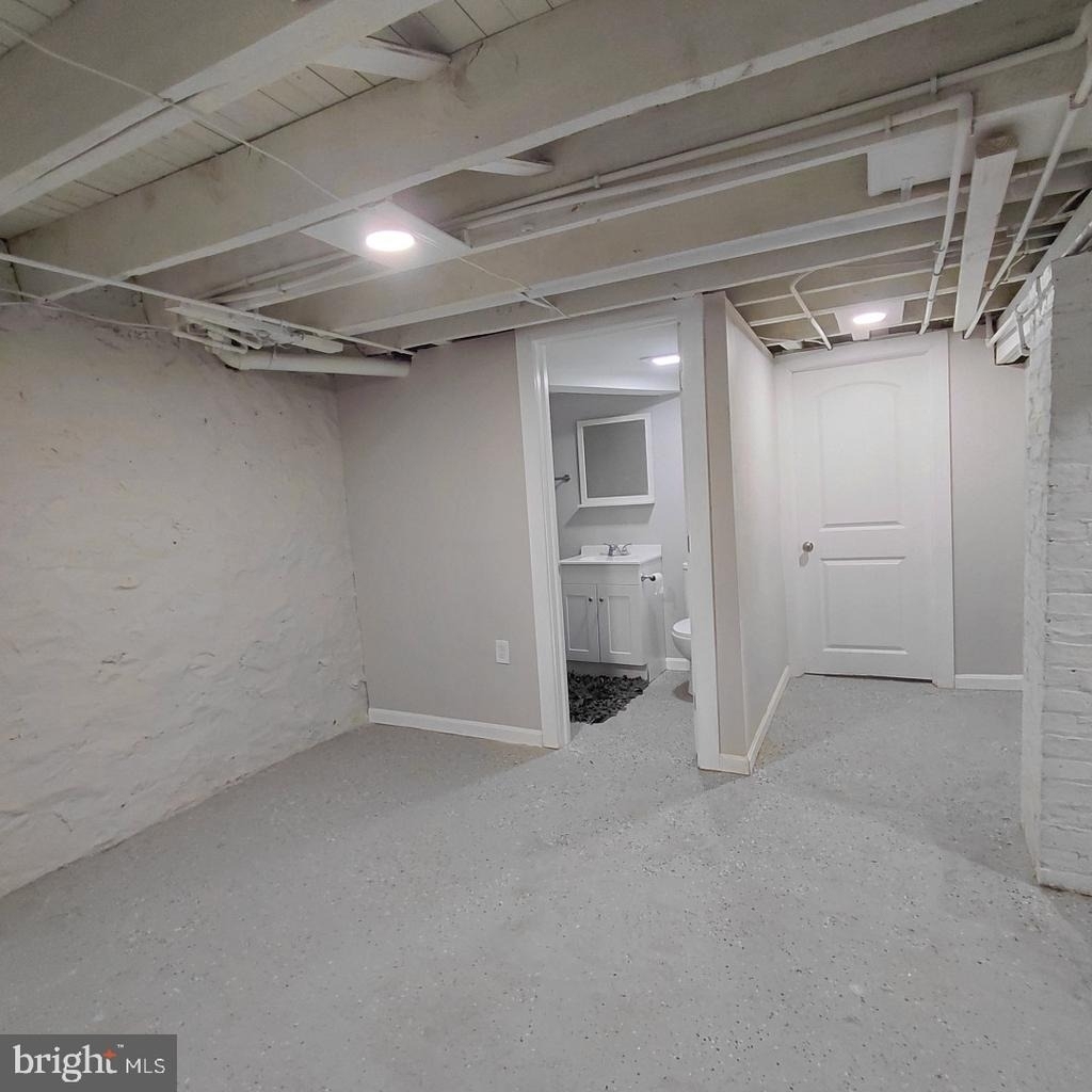 502 Lyndhurst Street - Photo 24