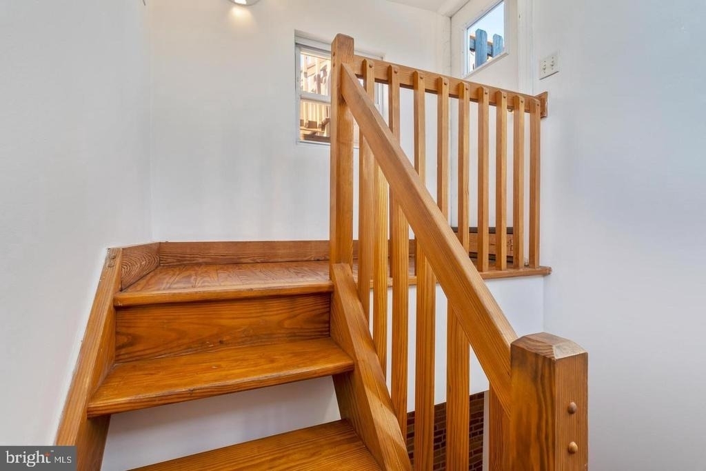 1407 Webster Street - Photo 21