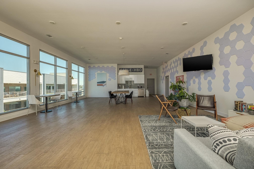 4361 S Congress Ave - Photo 26