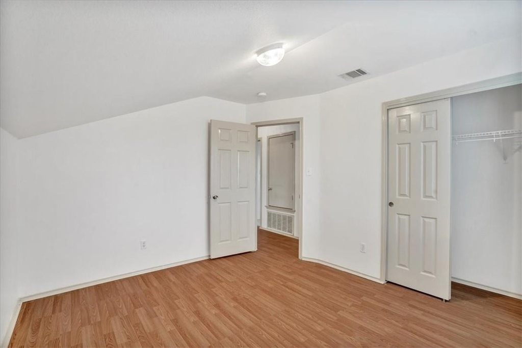 1405 Scottsdale Dr - Photo 12