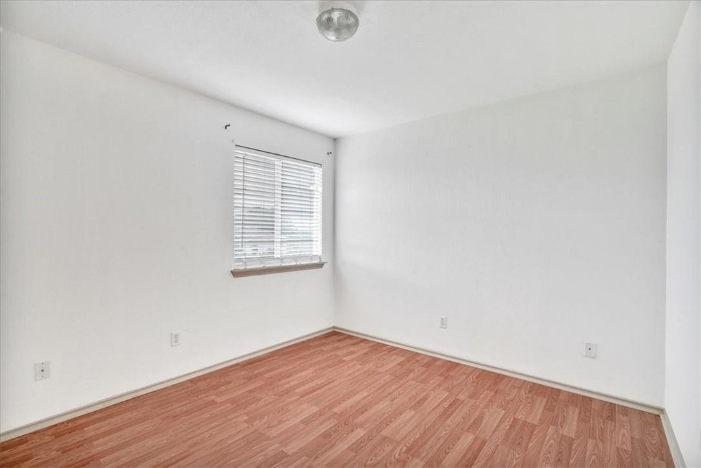 1405 Scottsdale Dr - Photo 13