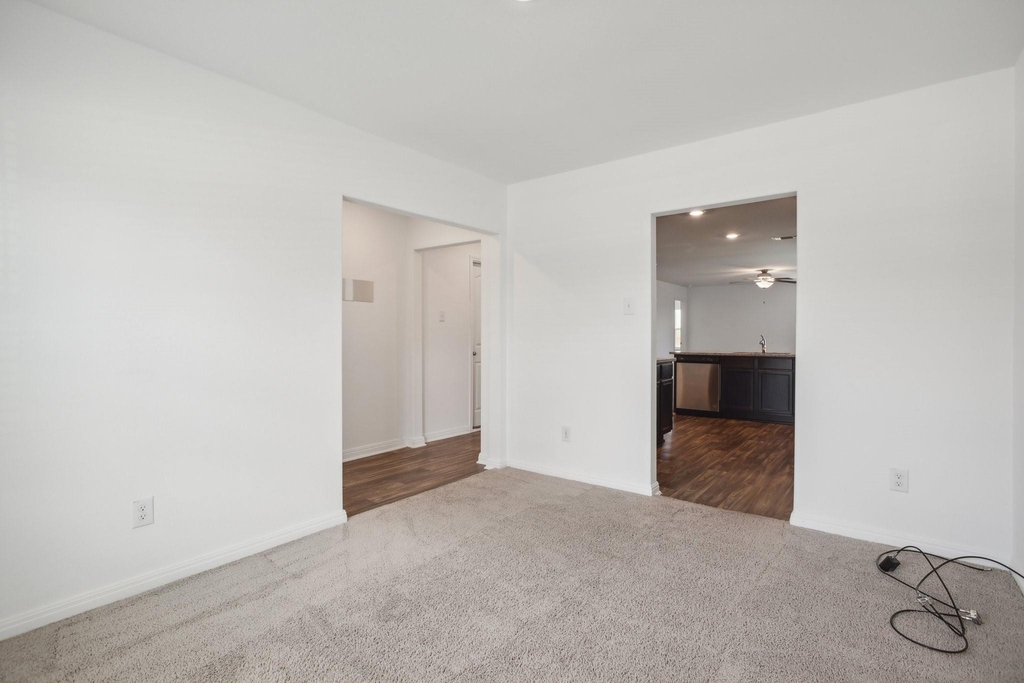517 Riverdale Dr - Photo 15