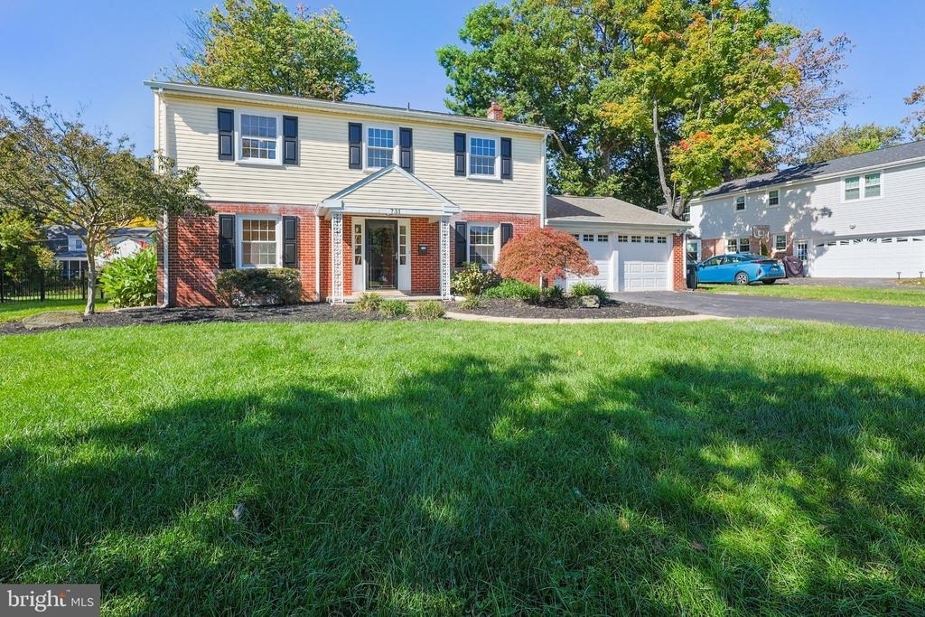 731 Halstead Road - Photo 1