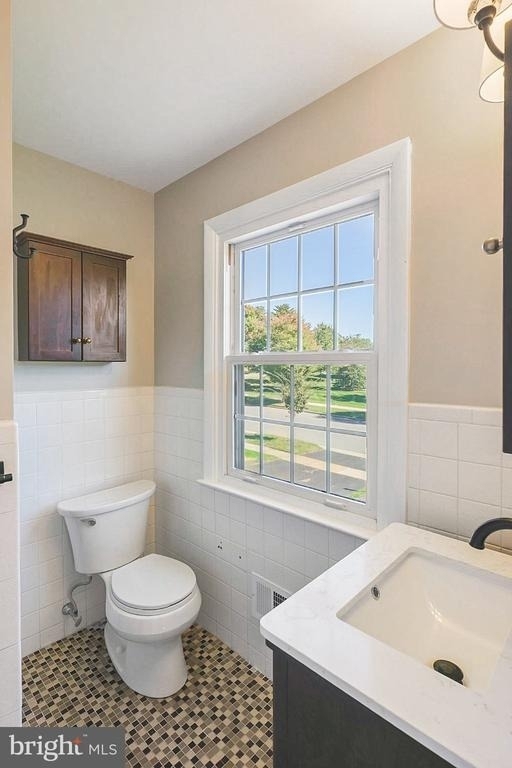 731 Halstead Road - Photo 18