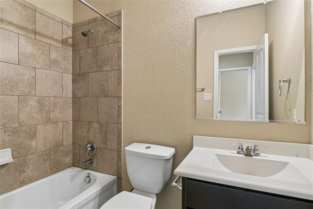 1820 Strawcove - Photo 21